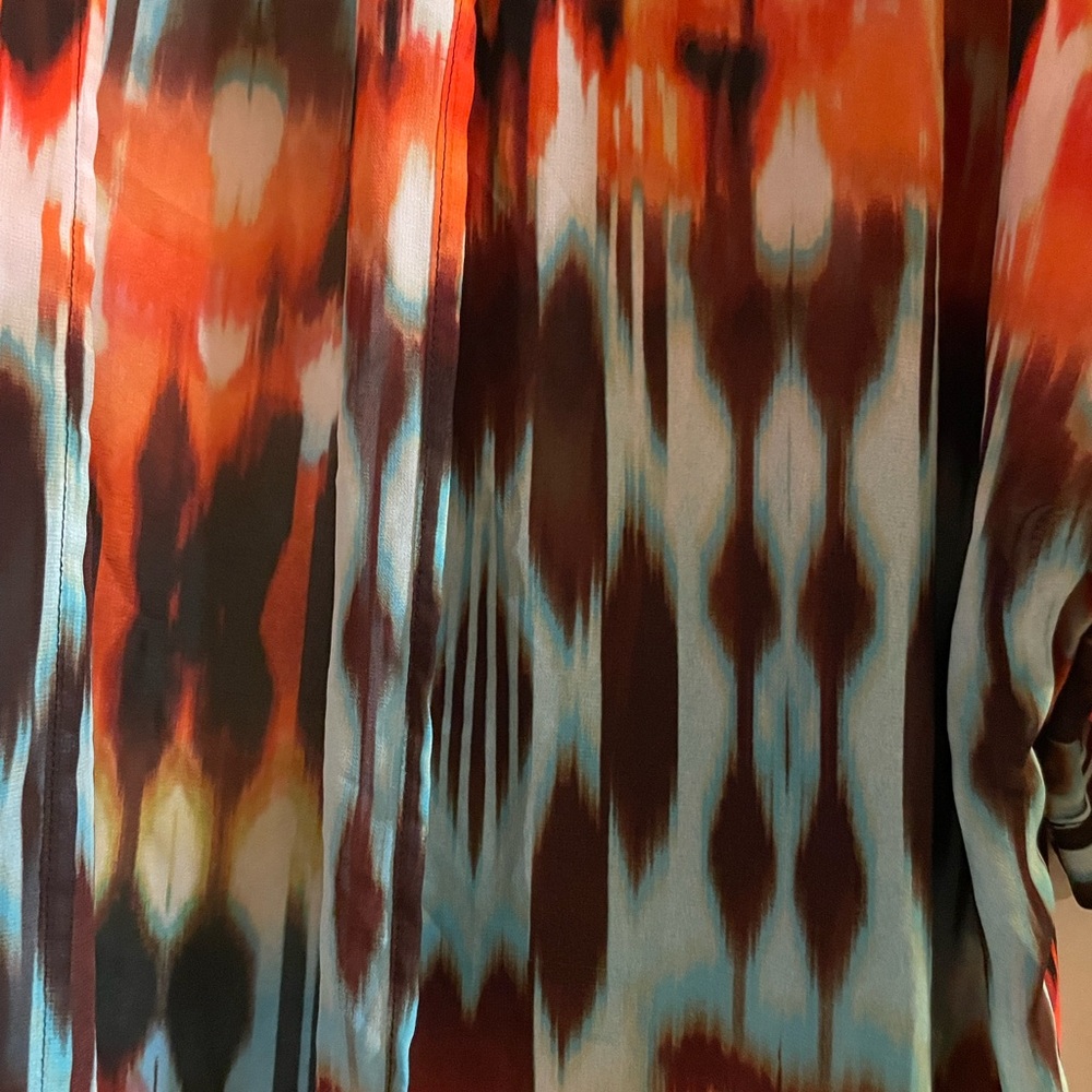 Colorful Abstract Patterned Top - Picture 2 of 3